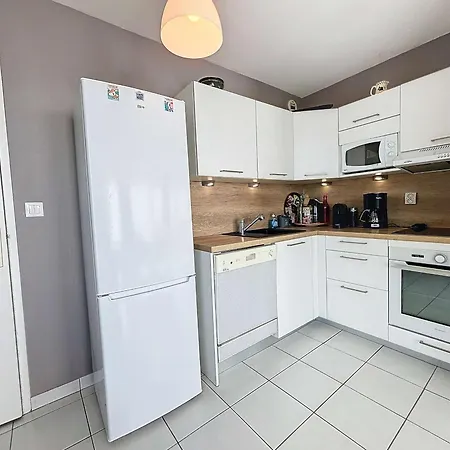 Apartamento Bel En Front De Avec Balcon, Parking Et équipements Modernes - Fr-1-361-327 Granville