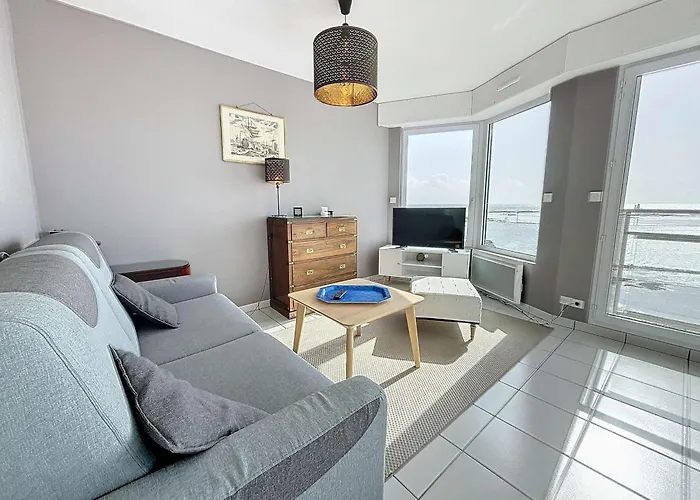 Bel En Front De Avec Balcon, Parking Et Equipements Modernes - Fr-1-361-327 Apartman Granville