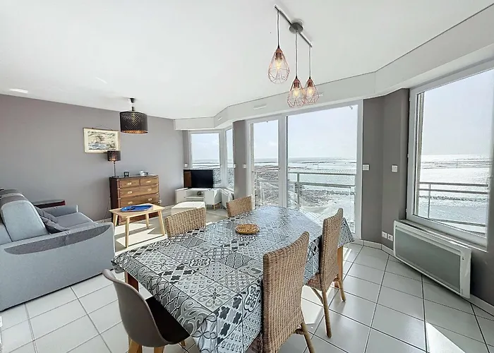 Bel En Front De Avec Balcon, Parking Et Equipements Modernes - Fr-1-361-327 דירה